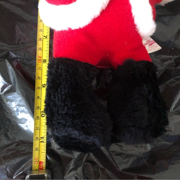 Christmas Santa Snoopy - How cute would this be sitting in your holiday display - Picture 13 of 16